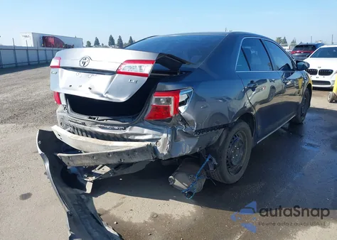 2013 Toyota Camry Le z USA, uszkodzony, nr VIN 4T4BF1FK3DR317373